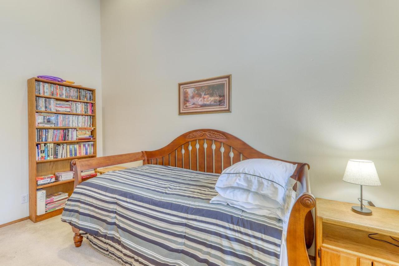 Elk Tracks Lodge Pine Glen Екстериор снимка