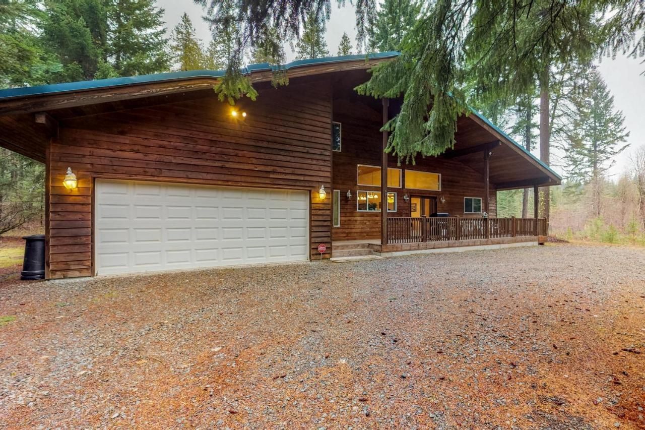 Elk Tracks Lodge Pine Glen Екстериор снимка